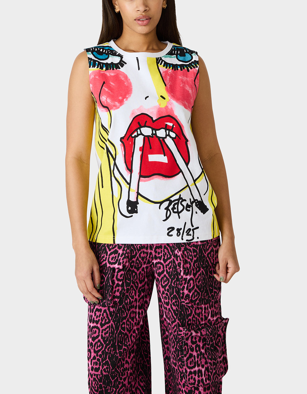 BETSEY'S ART GRAPHIC TOP WHITE - Image 5